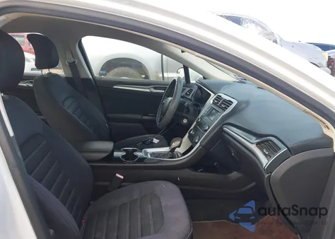 2015 Ford Fusion Se z USA, uszkodzony, nr VIN 3FA6P0H76FR296776